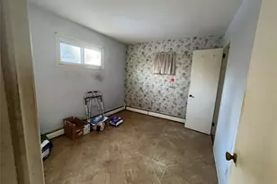 370 Boulder St, Ronkonkoma, NY 11779 - Photo 4