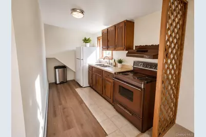 370 Boulder Street, Ronkonkoma, NY 11779 - Photo 10
