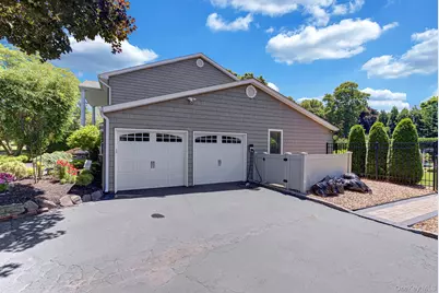 426 Wolf Hill Road, Dix Hills, NY 11746 - Photo 38