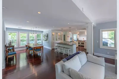 13 Peathole Lane, Bellport, NY 11713 - Photo 8