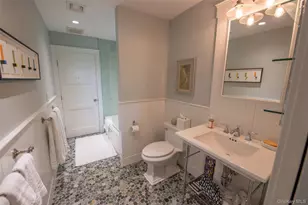 13 Peathole Ln, Bellport, NY 11713 - Photo 24