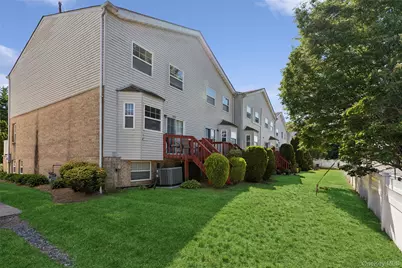 1601 Johnson Avenue #16, Elmont, NY 11003 - Photo 34
