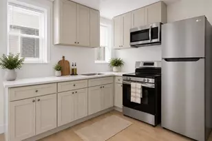 910 E 226th St, Bronx, NY 10466 - Photo 1