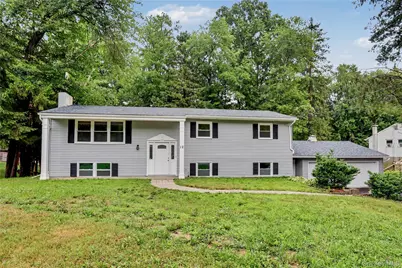 12 Roe Drive, Hyde Park, NY 12538 - Photo 2