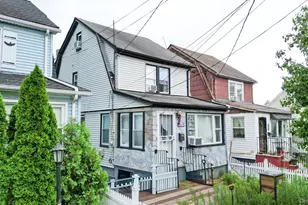 142-14 Sutter Ave, Jamaica, NY 11436 - Photo 2