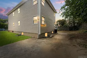 172-04 Amelia Rd, Jamaica, NY 11434 - Photo 24