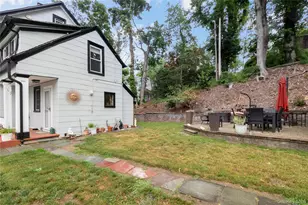 22 Town Path, Glen Cove, NY 11542 - Photo 12