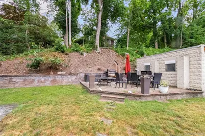 22 Town Path #1, Glen Cove, NY 11542 - Photo 2