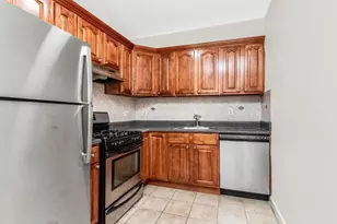 25 Trinity Pl, New Rochelle, NY 10805 - Photo 2