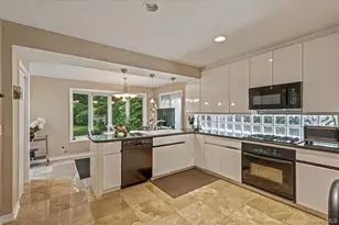 24 Overlook Rd, Great Neck, NY 11020 - Photo 6