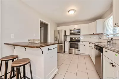 3251 Neptune Avenue, Oceanside, NY 11572 - Photo 8
