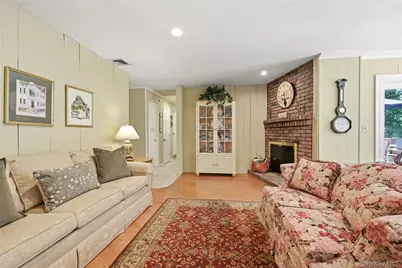115 Autumn Drive, Hauppauge, NY 11788 - Photo 20