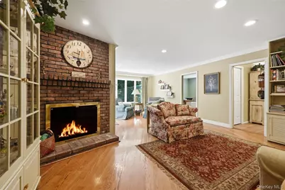 115 Autumn Drive, Hauppauge, NY 11788 - Photo 22