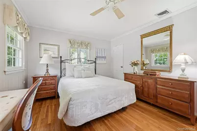 115 Autumn Drive, Hauppauge, NY 11788 - Photo 32