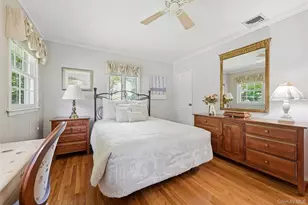 115 Autumn Dr, Hauppauge, NY 11788 - Photo 32