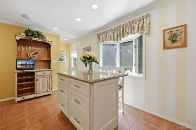 115 Autumn Drive, Hauppauge, NY 11788 - Photo 16