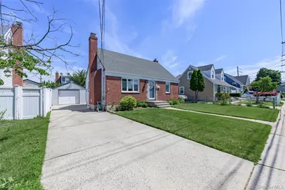 1316 Telegram Avenue, Elmont, NY 11003 - Photo 2