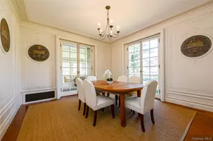 1 Pond Rd, Glen Cove, NY 11542 - Photo 12
