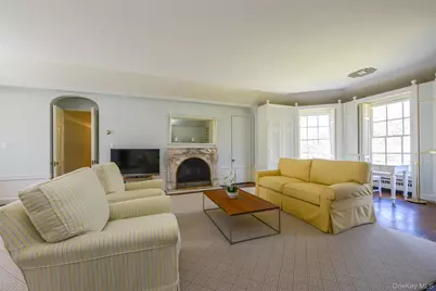 1 Pond Road, Glen Cove, NY 11542 - Photo 18