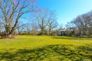 1 Pond Rd, Glen Cove, NY 11542 - Photo 36