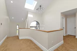 219 Carnation Dr, Farmingdale, NY 11735 - Photo 16