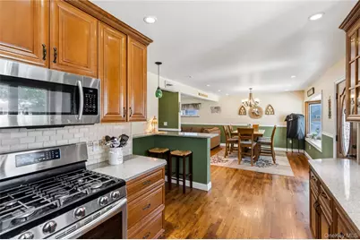 116 Spruce Street, Massapequa Park, NY 11762 - Photo 8