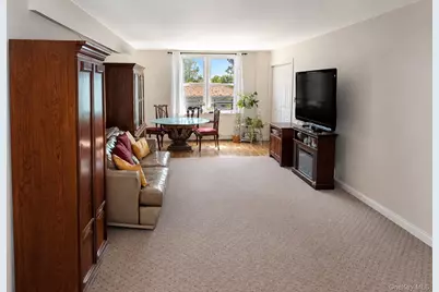 54-40 Little Neck Parkway #4F, Little Neck, NY 11362 - Photo 6