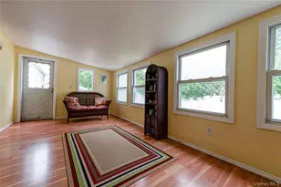 11 Spruce St, Islip, NY 11751 - Photo 12