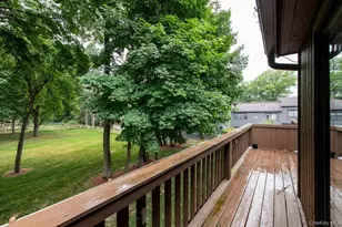 503 Scenic Ln, Poughkeepsie, NY 12603 - Photo 18