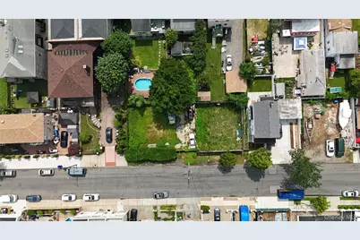 819 Dean Avenue, Bronx, NY 10465 - Photo 6