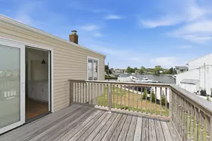 89 Ocean Ave, Massapequa, NY 11758 - Photo 18