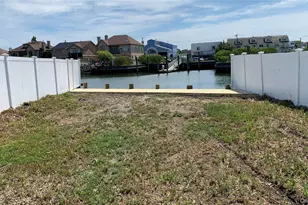 89 Ocean Ave, Massapequa, NY 11758 - Photo 20