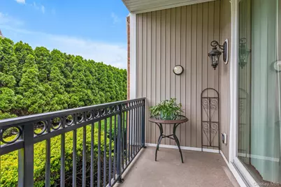 104 Shady Lane, Westbury, NY 11590 - Photo 16