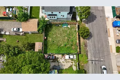 829 Dean Avenue, Bronx, NY 10465 - Photo 2