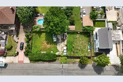 829 Dean Avenue, Bronx, NY 10465 - Photo 8