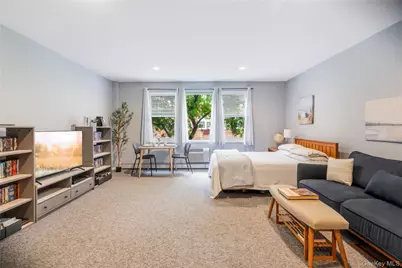 61 Maine Avenue #F15, Rockville Centre, NY 11570 - Photo 8