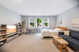 61 Maine Ave, Rockville Centre, NY 11570 - Photo 8