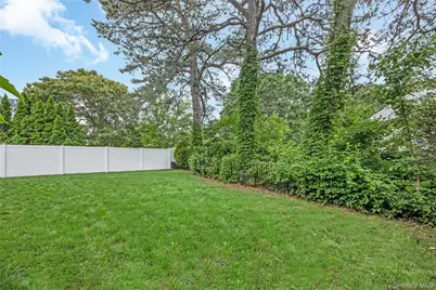 10 John Street, Selden, NY 11784 - Photo 42