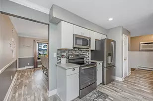 10 John St, Selden, NY 11784 - Photo 24