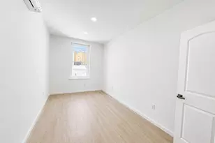 69-46 64th St, Ridgewood, NY 11385 - Photo 4