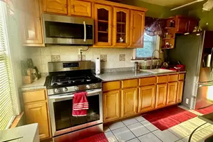 100-48 222nd St, Queens Village, NY 11429 - Photo 12