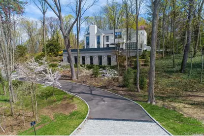 9 Winding Way, Locust Valley, NY 11560 - Photo 1