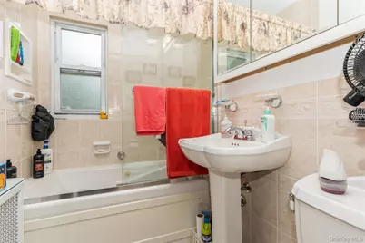 4318 195th Street, Flushing, NY 11358 - Photo 14