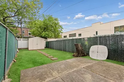 4318 195th Street, Flushing, NY 11358 - Photo 26
