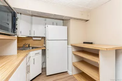 4318 195th Street, Flushing, NY 11358 - Photo 6