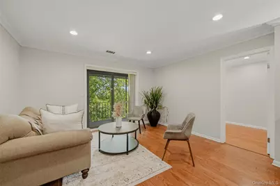 72 Omni Parc Drive, Nanuet, NY 10954 - Photo 4