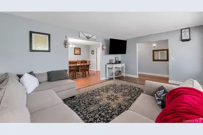 55 Riverview Court, Oakdale, NY 11769 - Photo 28