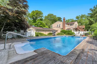 55 Riverview Court, Oakdale, NY 11769 - Photo 10