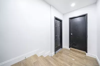 2775 Pond Place, Bronx, NY 10458 - Photo 10