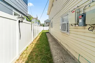 119-17 Guy R Brewer Blvd, Jamaica, NY 11434 - Photo 26